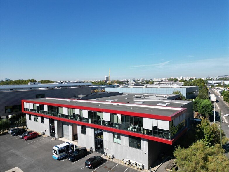 Bureau dans Gennevilliers à louer - Photo de l’immeuble – Image 3 sur 10