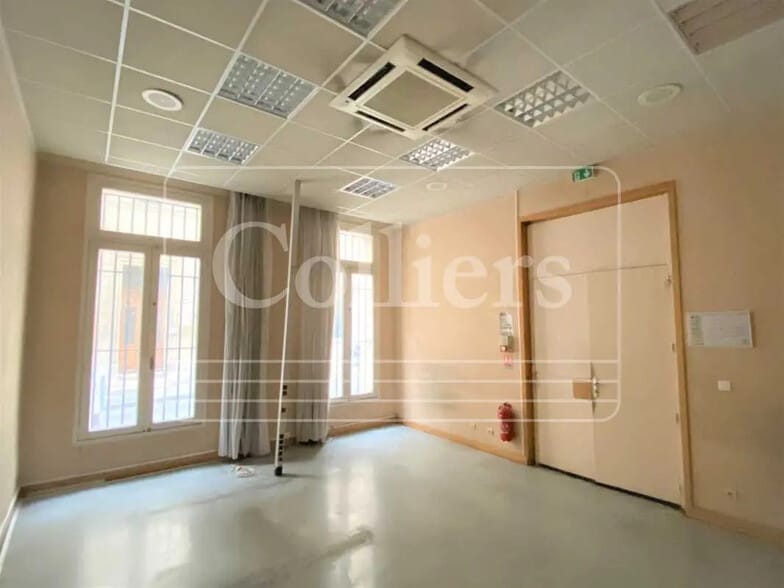 Bureau dans Marseille à vendre - Photo intérieure – Image 2 sur 8
