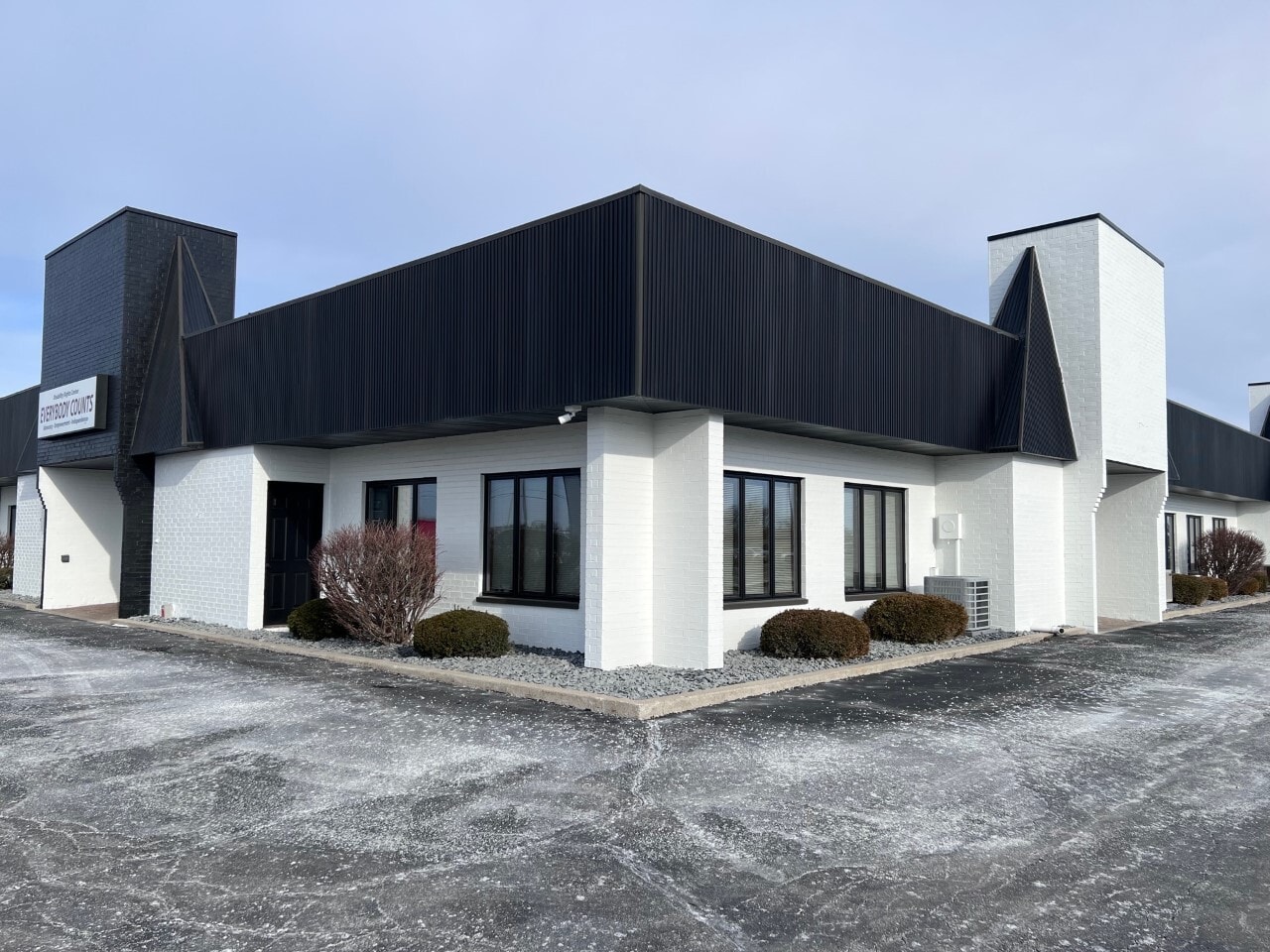 9111 Broadway St, Merrillville, IN à louer Photo de l’immeuble– Image 1 sur 12