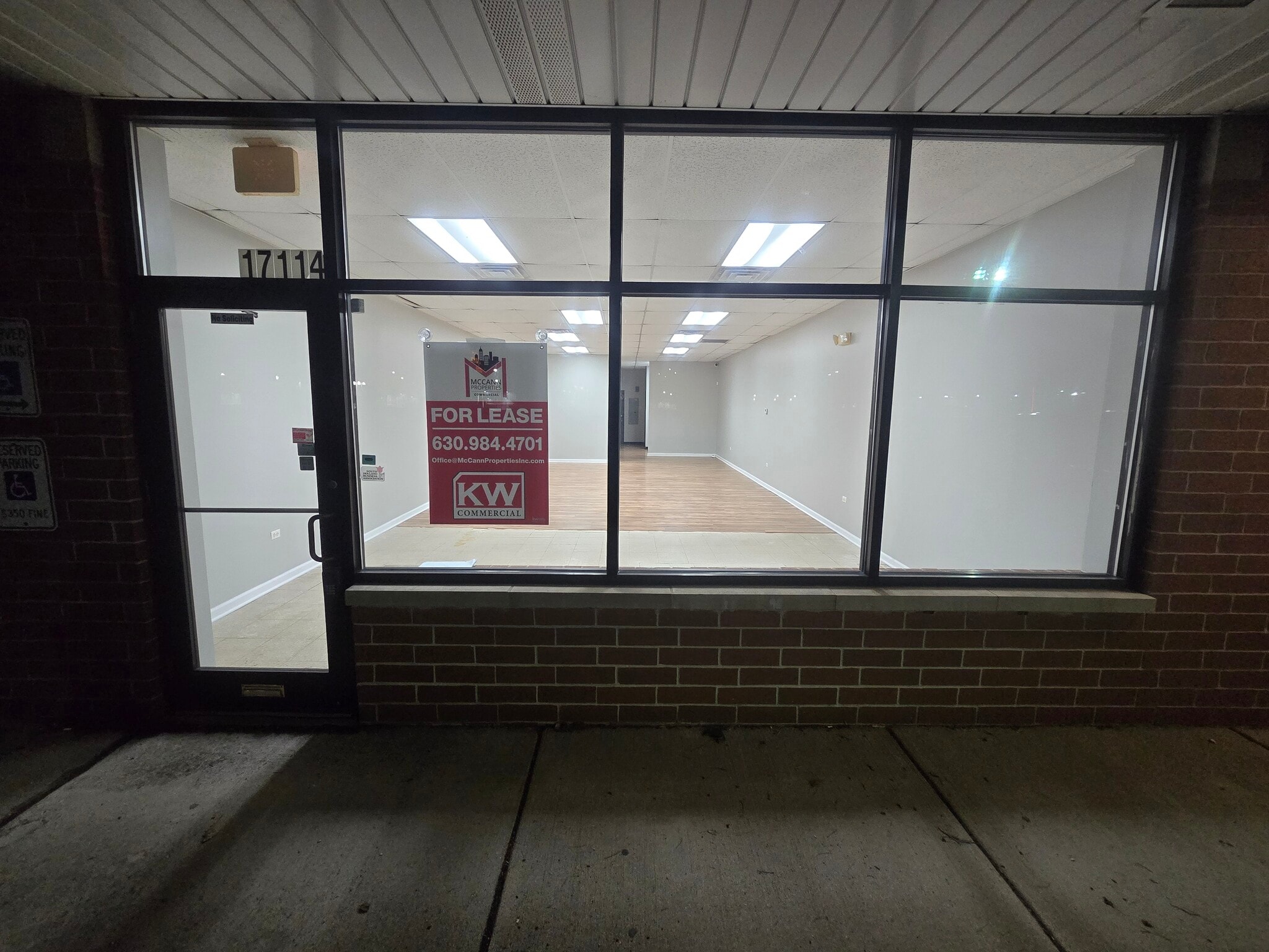 17100-17114 S Park Ave, South Holland, IL à louer Photo intérieure– Image 1 sur 1