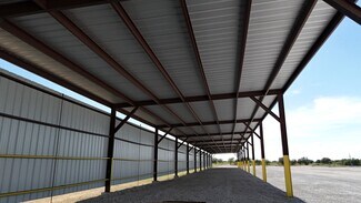 Plus de détails pour 517 Vaughan Ln, Tioga, TX - Spécialisé à vendre