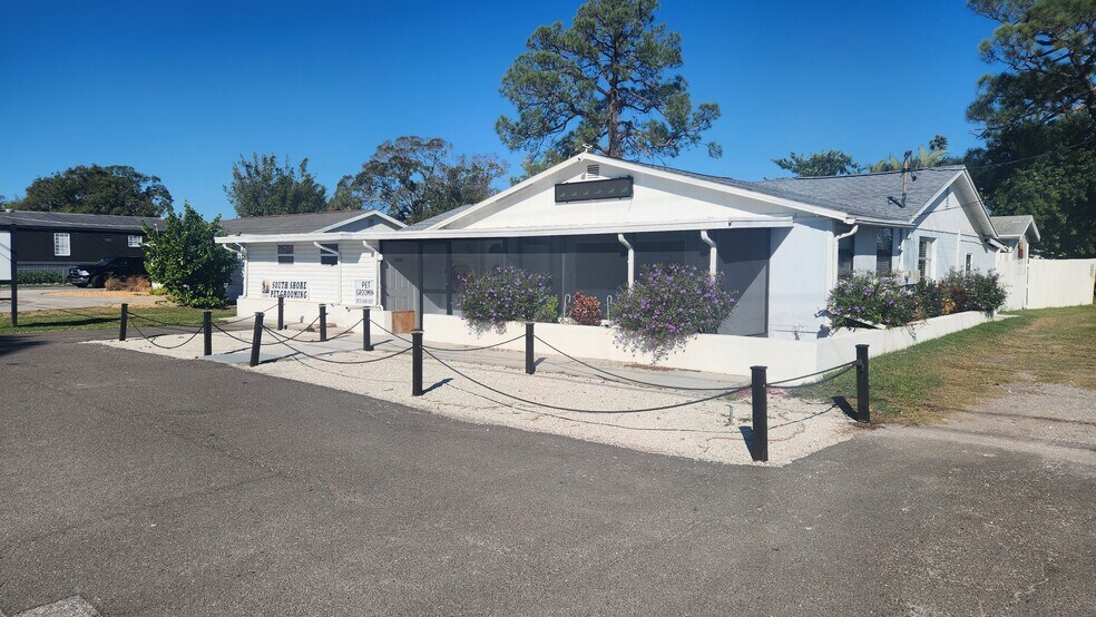 201 W Shell Point Rd, Ruskin, FL à vendre - Photo de l’immeuble – Image 3 sur 13