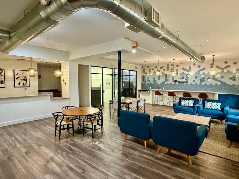 1145-1155 Hightower Trl, Atlanta, GA à louer - Photo intérieure – Image 2 sur 21