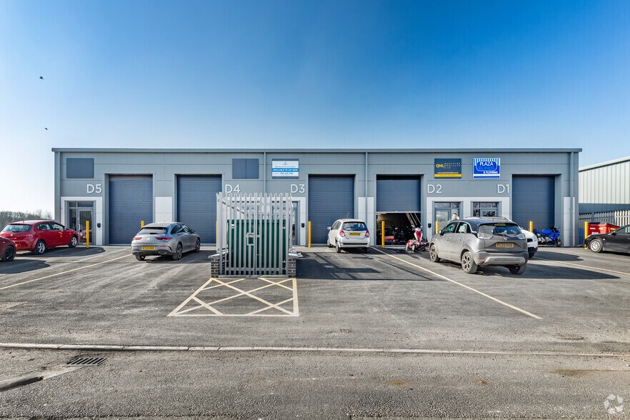 53 Minerva Rd, Lancaster à louer - Photo de l’immeuble – Image 3 sur 4