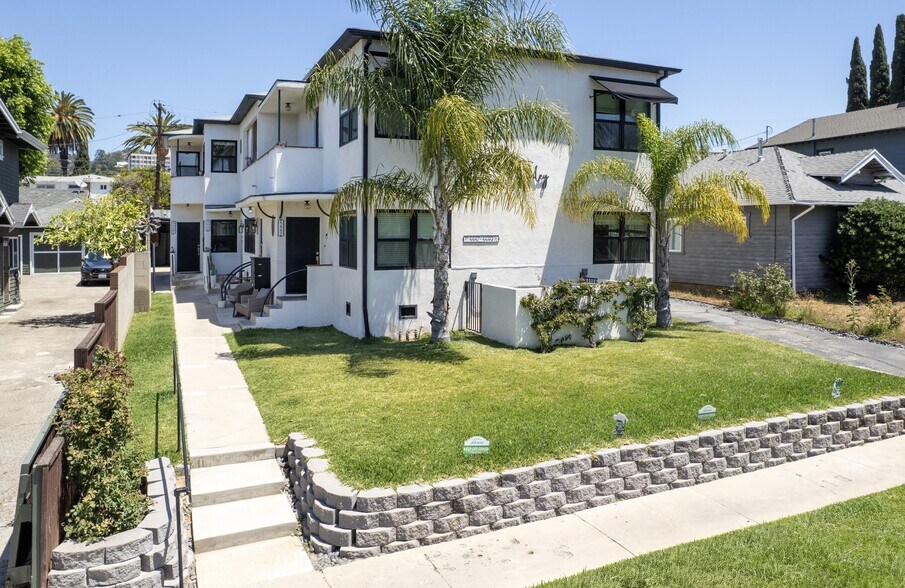 4447 Finley Ave, Los Angeles, CA à vendre - Photo de l’immeuble – Image 1 sur 15