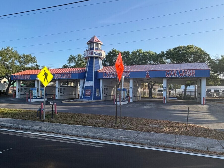 3703 Tyrone Blvd N, Saint Petersburg, FL à vendre Photo principale– Image 1 sur 22