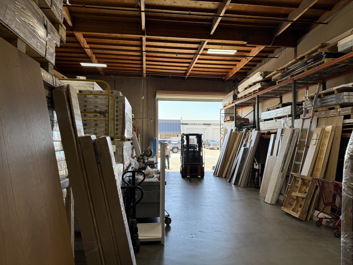 1100 Industrial Rd, San Carlos, CA 94070 - Lot 5 -  - Photo intérieure - Image 1 of 7