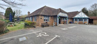 Plus de détails pour Eastbourne Road, Lewes - Local commercial à louer