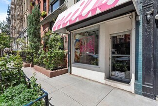 Plus de détails pour 251 E 13th St, New York, NY - Local commercial à louer