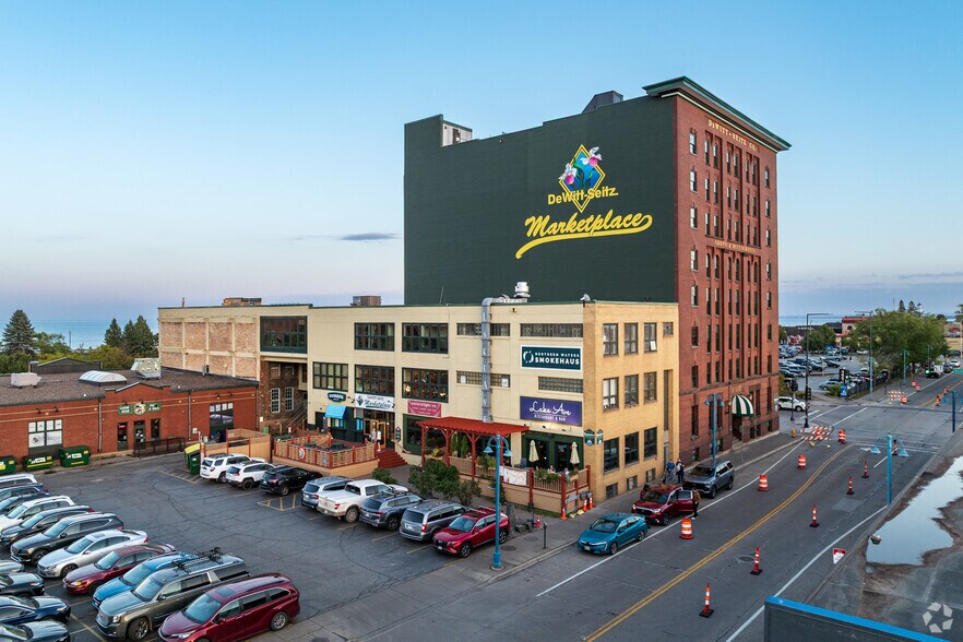 394 S Lake Ave, Duluth, MN à louer - Photo de l’immeuble – Image 2 sur 7