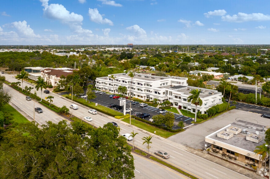 1250 9th St N, Naples, FL à louer - Aérien – Image 3 sur 7