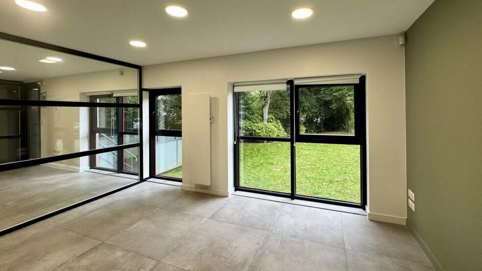 Bureau dans Marcq-en-Baroeul à vendre - Photo de l’immeuble – Image 1 sur 7