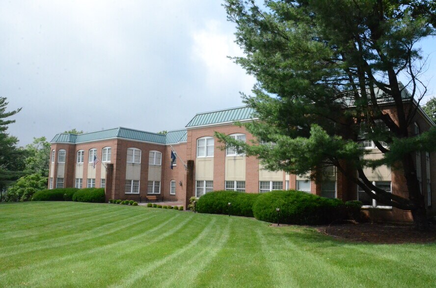 235 Alpha Dr, Pittsburgh, PA à vendre - Photo de l’immeuble – Image 3 sur 13