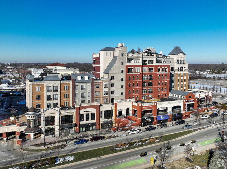 710-762 S Rangeline Rd, Carmel, IN à louer - Photo de l’immeuble – Image 1 sur 1