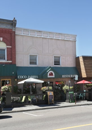 Plus de détails pour 314-316 Raglan St S, Renfrew, ON - Local commercial à vendre