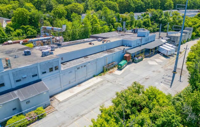 75 Rogers St, Lowell, MA à vendre - Photo de l’immeuble – Image 3 sur 9