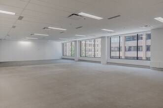 815 Hastings St, Vancouver, BC à louer Photo intérieure– Image 2 sur 2