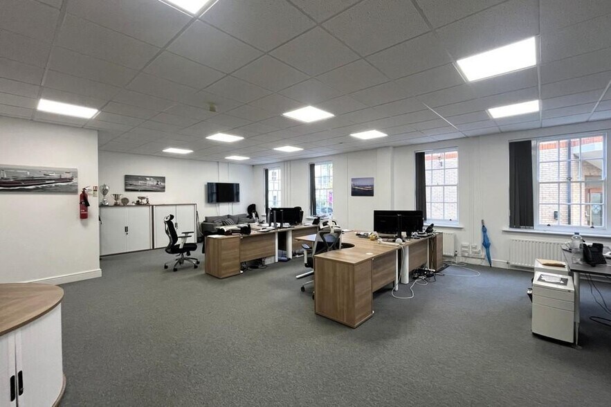 Church Ln, Chelmsford à louer - Photo de l’immeuble – Image 2 sur 7