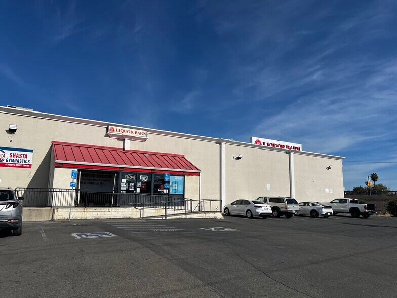 2627 Bechelli Ln, Redding, CA à louer - Photo de l’immeuble – Image 2 sur 19