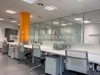 Plus de détails pour Bureau à louer