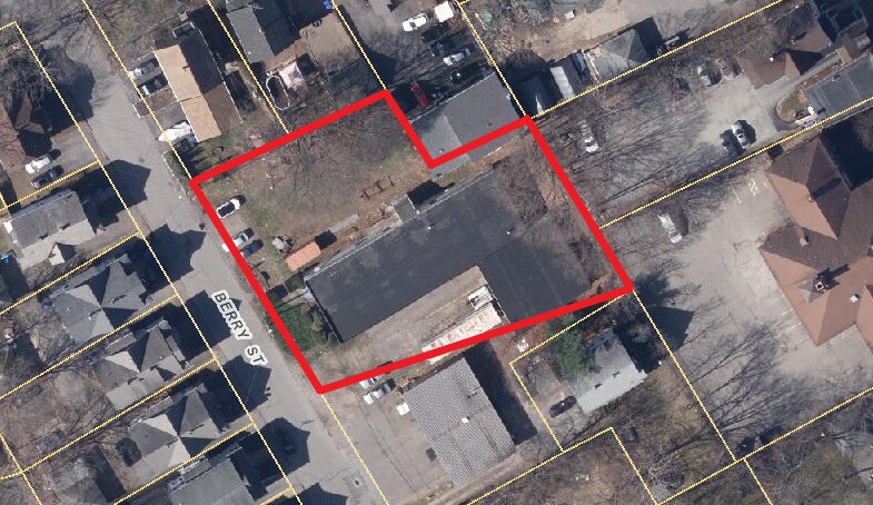 184 Berry St, Torrington, CT à vendre - Photo de l’immeuble – Image 3 sur 4