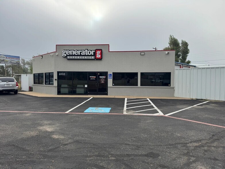 4033 Canyon Dr, Amarillo, TX à louer - Photo de l’immeuble – Image 2 sur 16