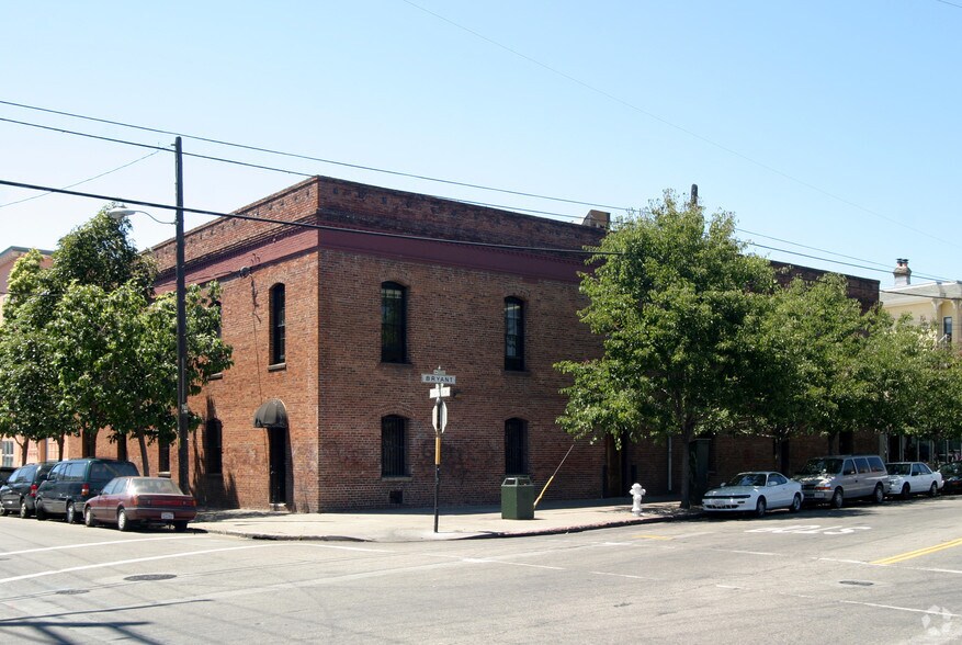 2180-2182 Bryant St, San Francisco, CA à louer - Photo de l’immeuble – Image 3 sur 4