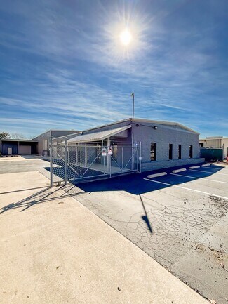 Plus de détails pour 116 Commercial Pl, Schertz, TX - Industriel/Logistique à vendre