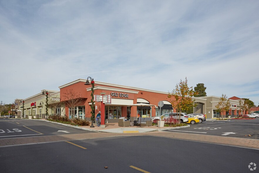 5-46 Peninsula Ctr, Rolling Hills Estates, CA à louer - Photo de l’immeuble – Image 3 sur 5