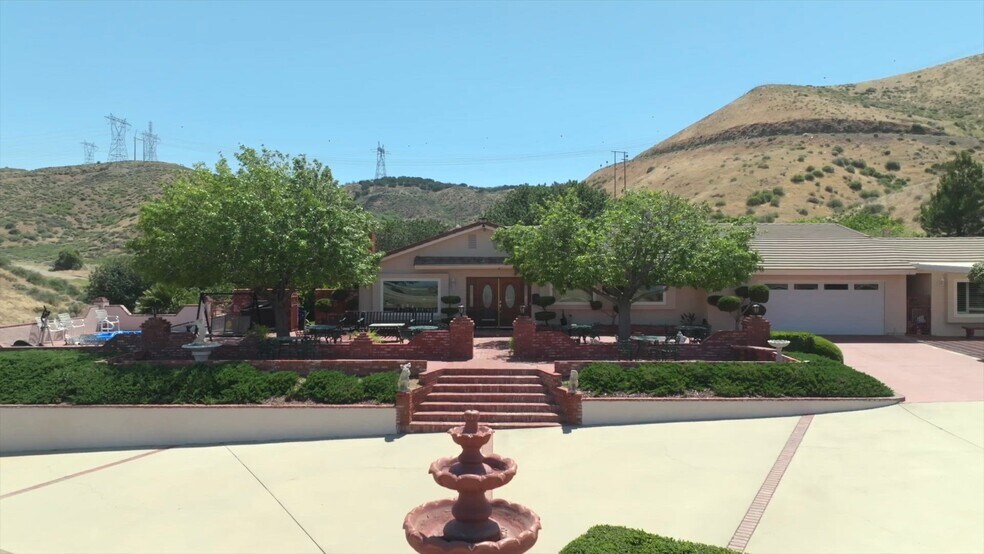 5801 Hacienda Ranch Rd, Palmdale, CA à vendre - Vidéo sur l’annonce professionnelle – Image 2 sur 70