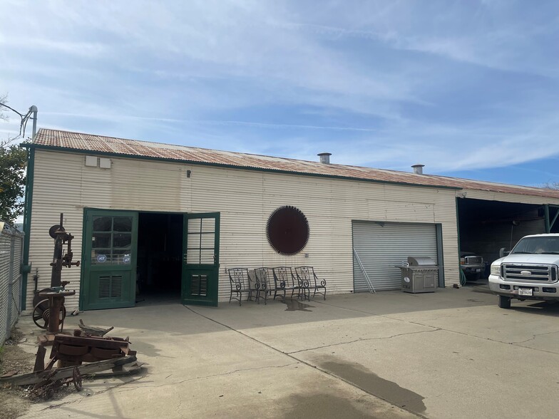 840 W Elm Ave, Coalinga, CA à vendre - Photo de l’immeuble – Image 2 sur 13