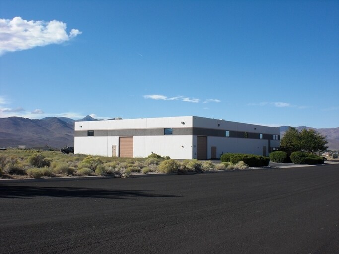 5 Airpark Vista Blvd, Dayton, NV à louer - Photo de l’immeuble – Image 2 sur 10