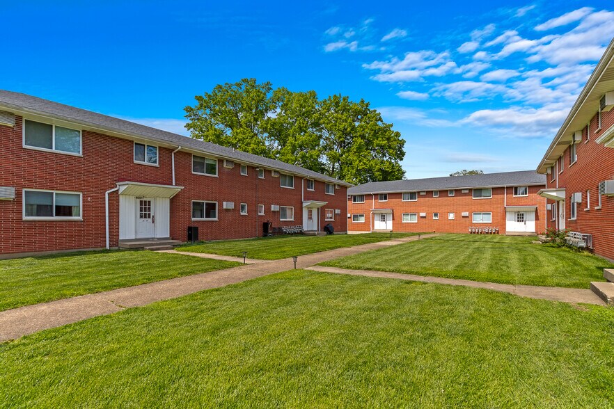820 French St, Jeffersonville, IN à vendre - Photo de l’immeuble – Image 2 sur 12