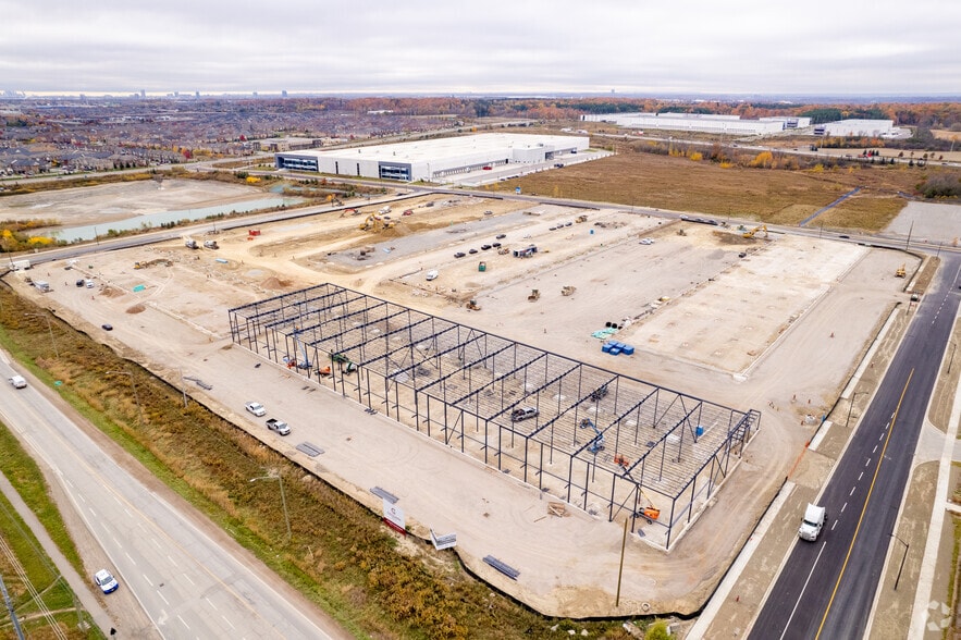 95 Inspire Blvd, Brampton, ON à vendre - Aérien – Image 3 sur 3