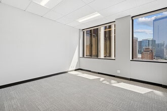600 Stewart St, Seattle, WA à louer Photo intérieure– Image 1 sur 8