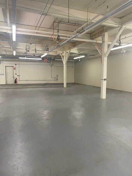 34 Tower St, Hudson, MA à louer - Photo intérieure – Image 3 sur 4