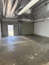 14754 Calvert St, Van Nuys, CA à louer Photo intérieure– Image 2 sur 2