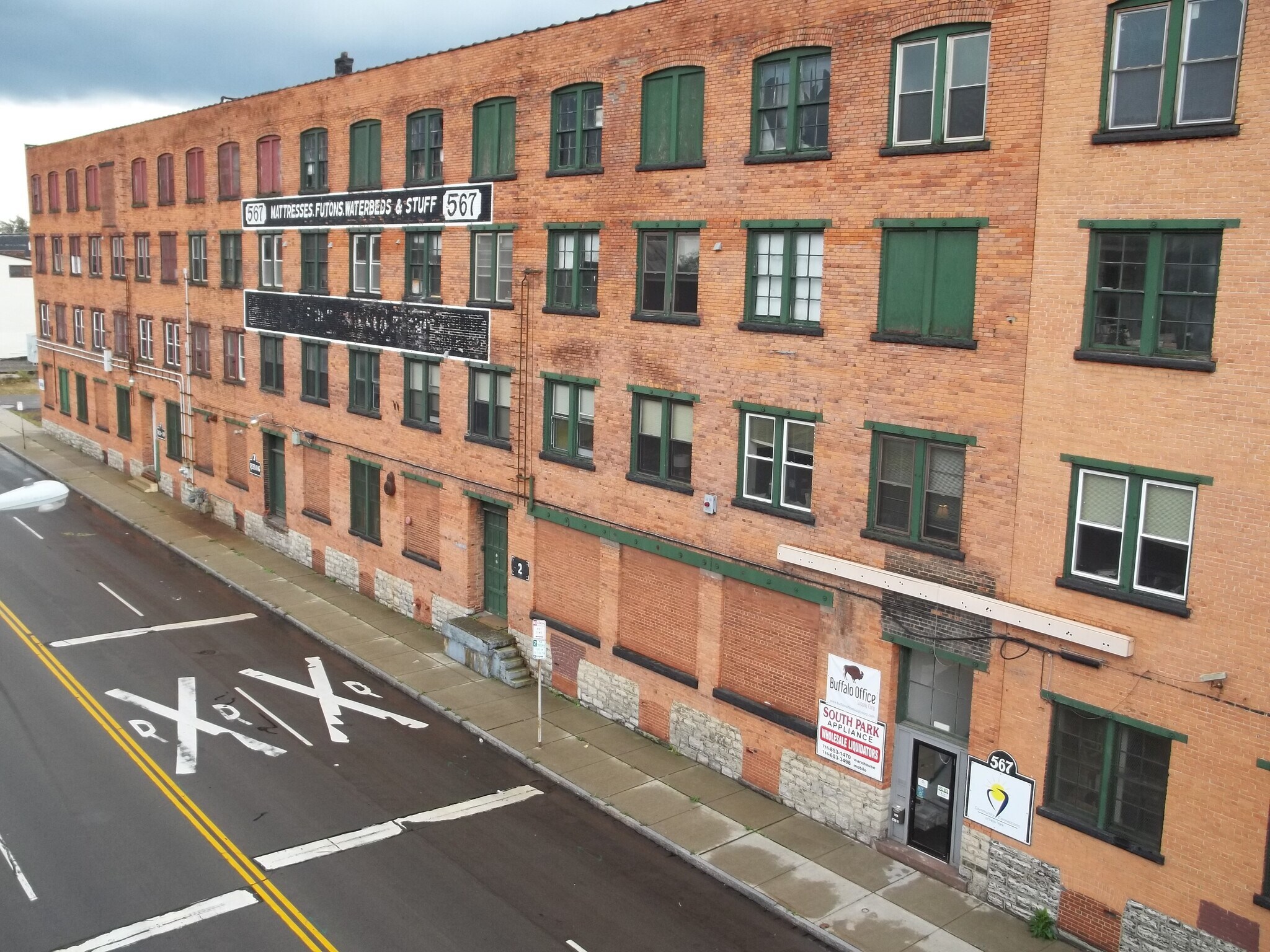 567 Exchange St, Buffalo, NY à louer Photo principale– Image 1 sur 2