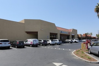 Plus de détails pour 18533-18625 Brookhurst St, Fountain Valley, CA - Local commercial à louer