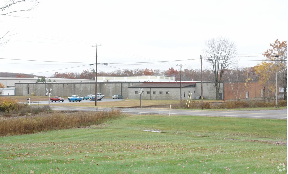 855 Oak Hill Rd, Mountain Top, PA à vendre - Photo principale – Image 1 sur 3