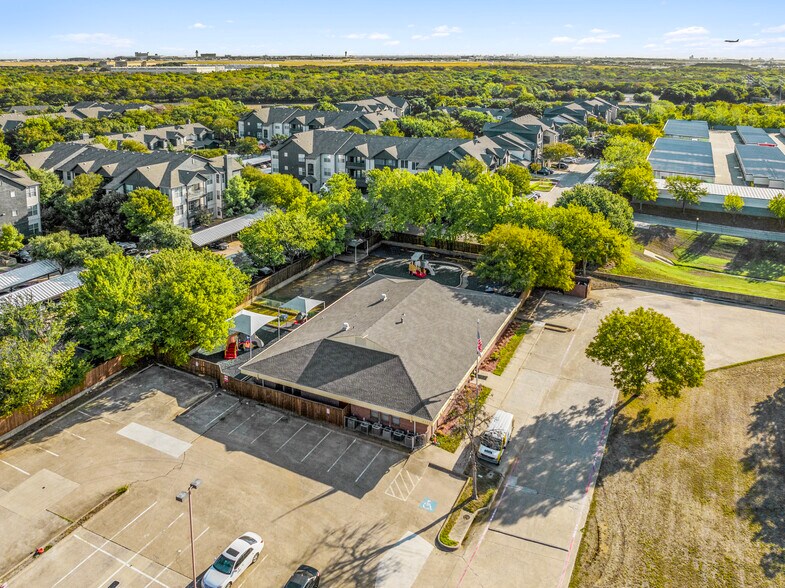 2440 Fuller Wiser Rd, Euless, TX à vendre - Photo de l’immeuble – Image 3 sur 7