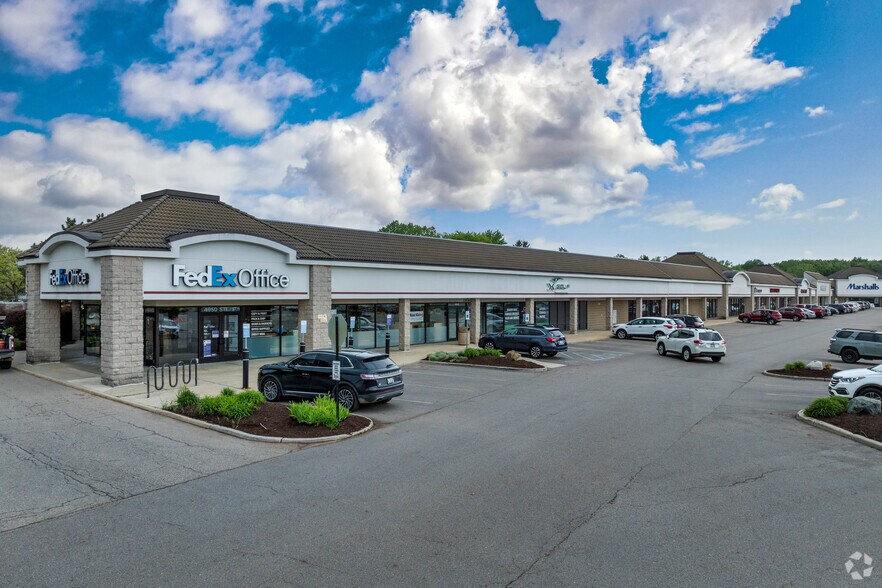 4886-4950 Marsh Rd, Okemos, MI à louer - Photo de l’immeuble – Image 2 sur 6