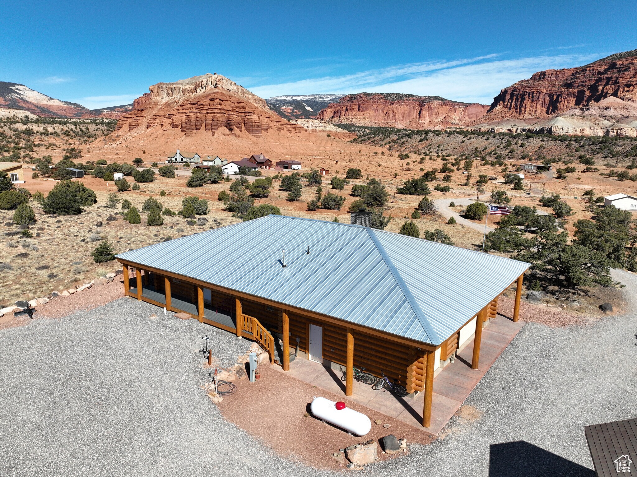 365 W Sleeping Rainbow Dr, Torrey, UT à vendre Aérien– Image 1 sur 48