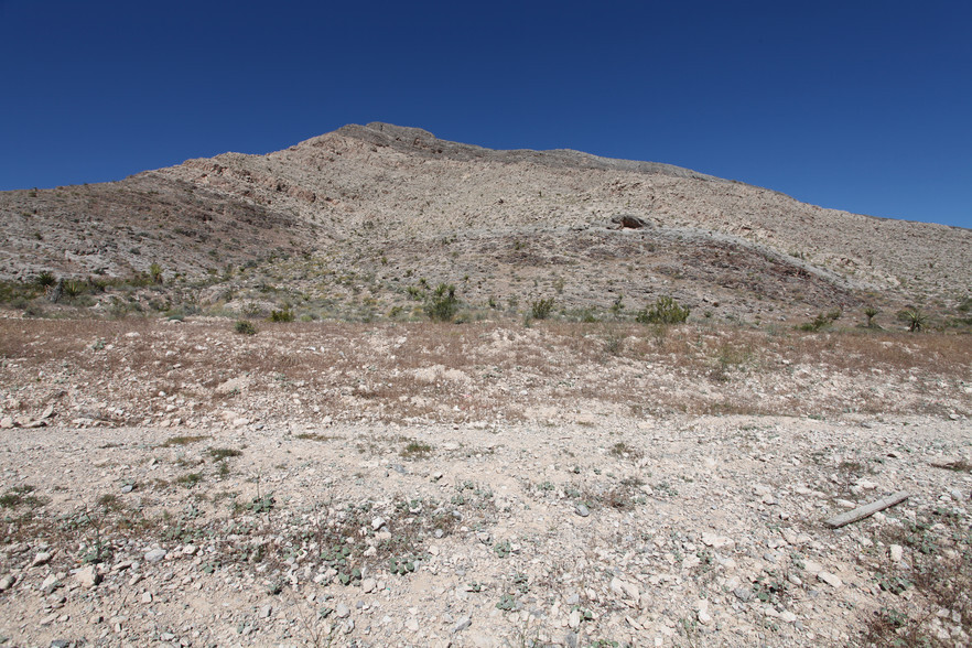 3555 Cliff Shadows Pky, Las Vegas, NV à vendre - Photo principale – Image 1 sur 2