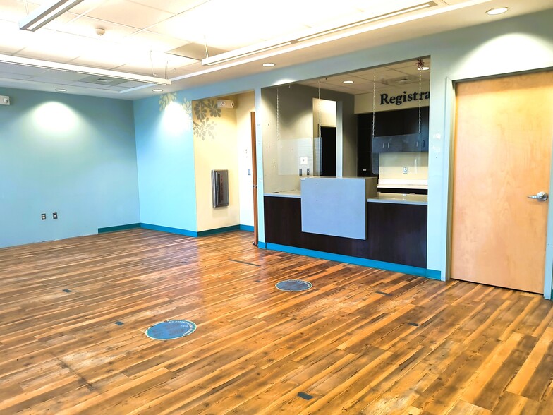 1215 Annapolis Rd, Odenton, MD à louer - Photo intérieure – Image 2 sur 9
