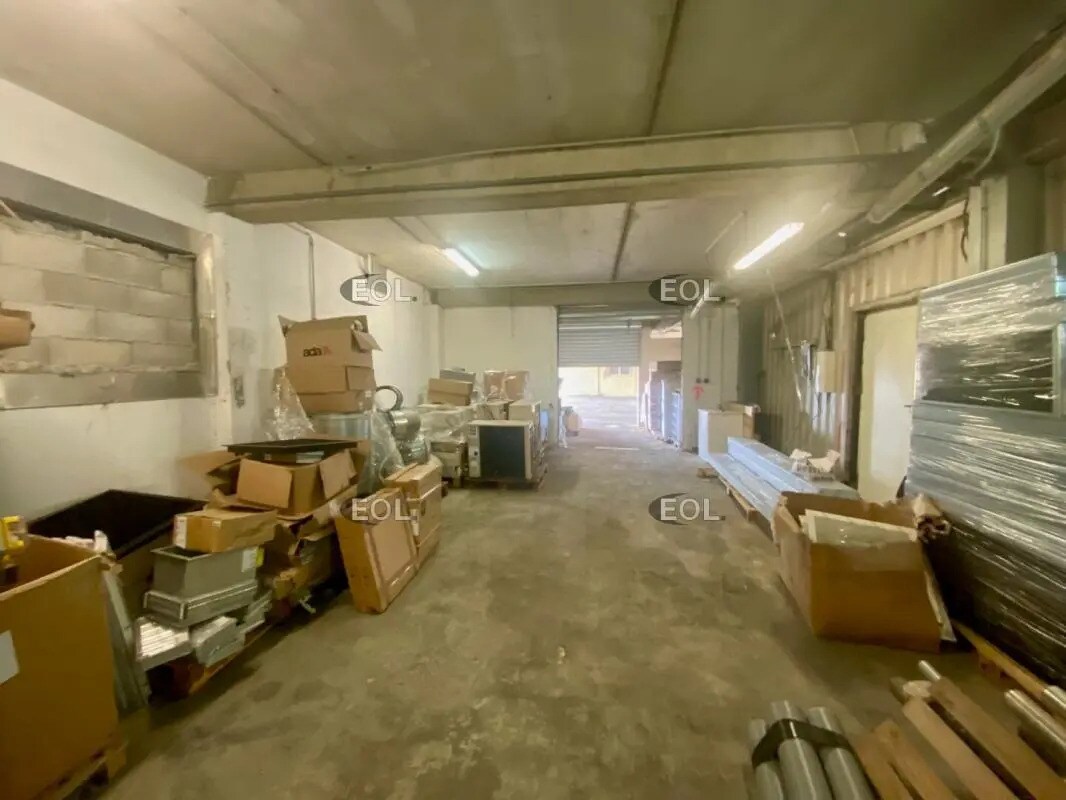 Local d’activités dans Les Pennes-Mirabeau à louer Photo intérieure– Image 1 sur 4