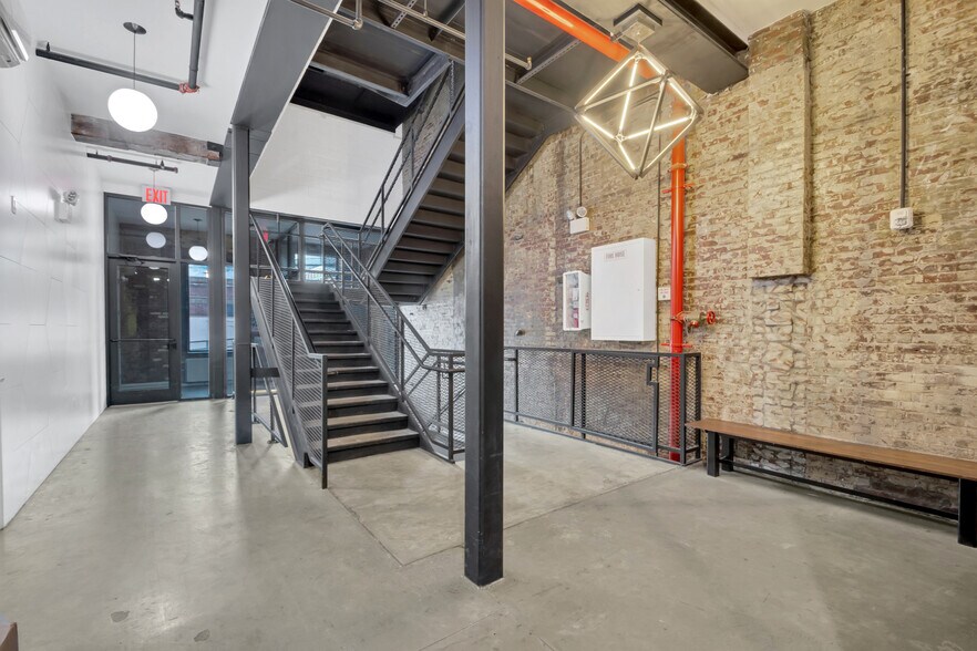 199 Cook St, Brooklyn, NY à louer - Photo intérieure – Image 3 sur 16