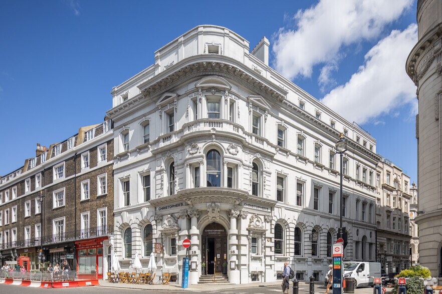 17 Exeter St, Londres à louer - Photo principale – Image 2 sur 6