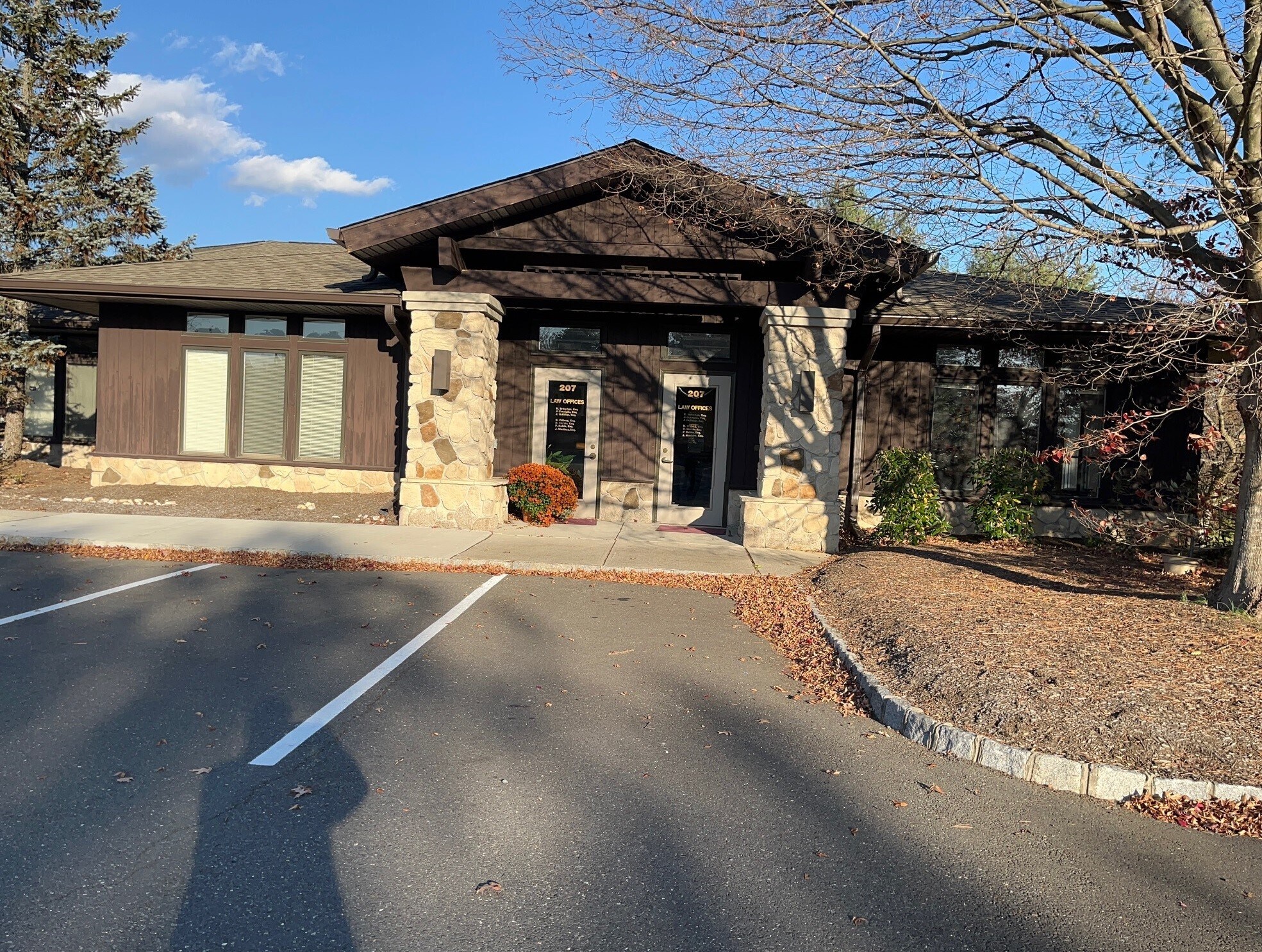 2273 Highway 33, Hamilton, NJ à vendre Photo principale– Image 1 sur 11
