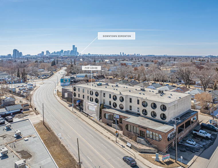 12046/48/50 Fort Road, Edmonton, Edmonton, AB à louer - Photo de l’immeuble – Image 1 sur 7